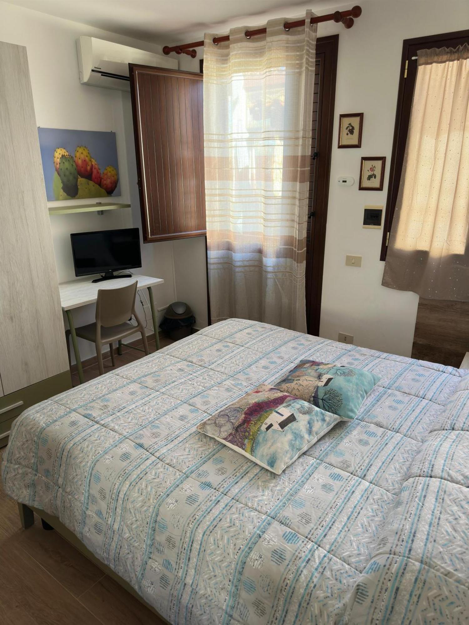 Mareblu Bed and Breakfast Cefalù Exteriör bild