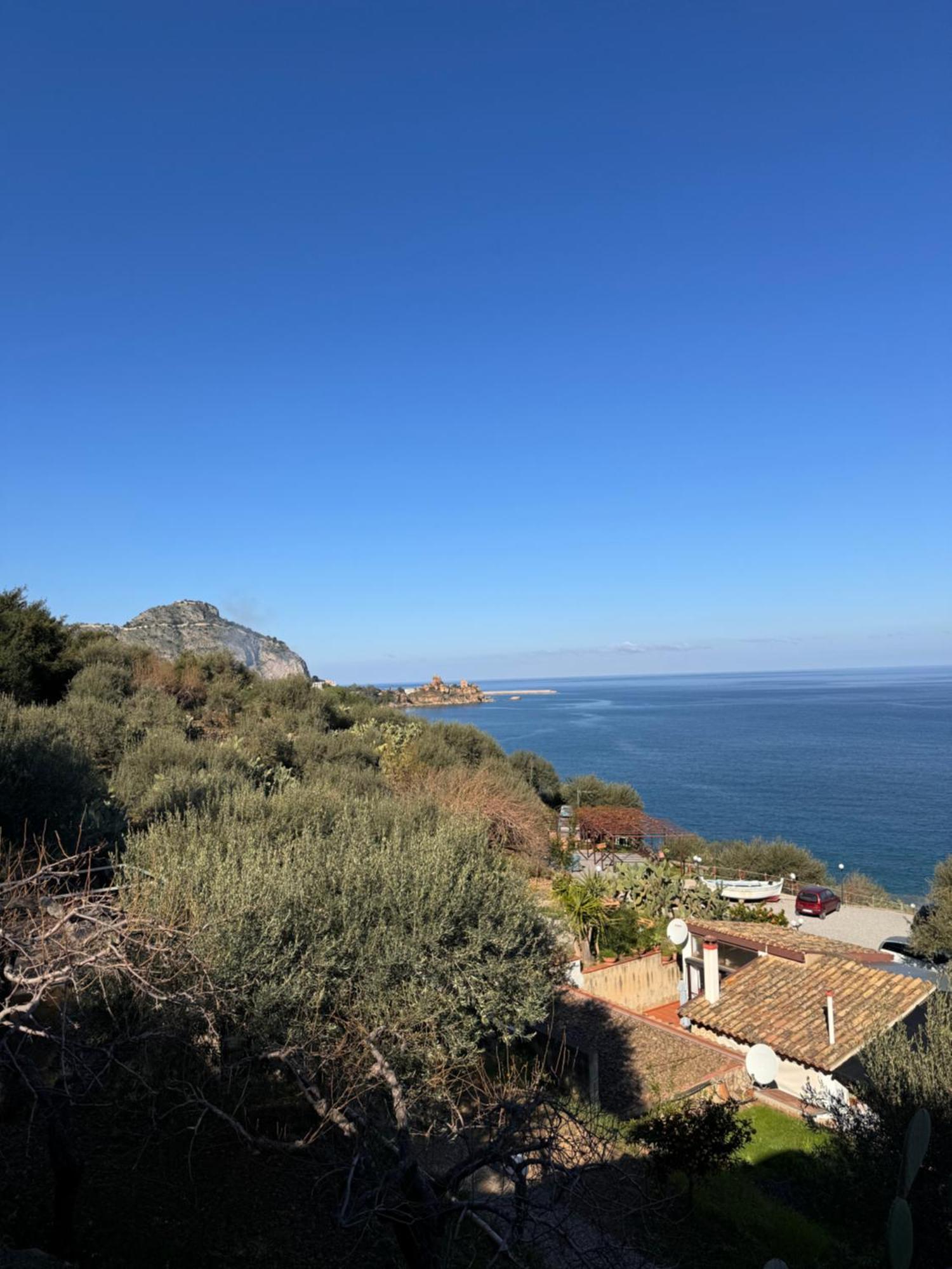 Mareblu Bed and Breakfast Cefalù Exteriör bild
