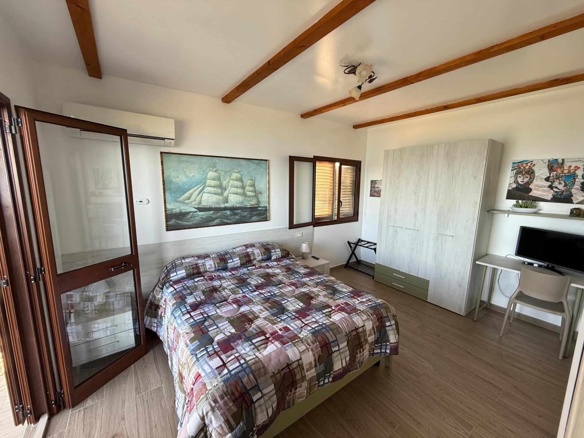Mareblu Bed and Breakfast Cefalù Exteriör bild