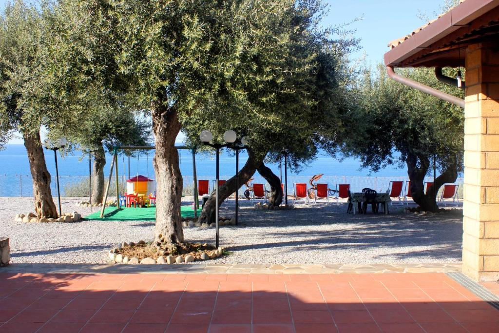 Mareblu Bed and Breakfast Cefalù Exteriör bild